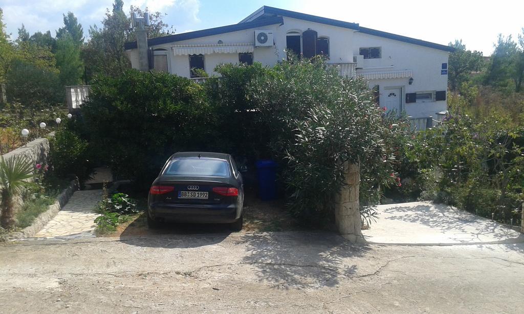 Apartmani Marija Starigrad Paklenica Exterior photo