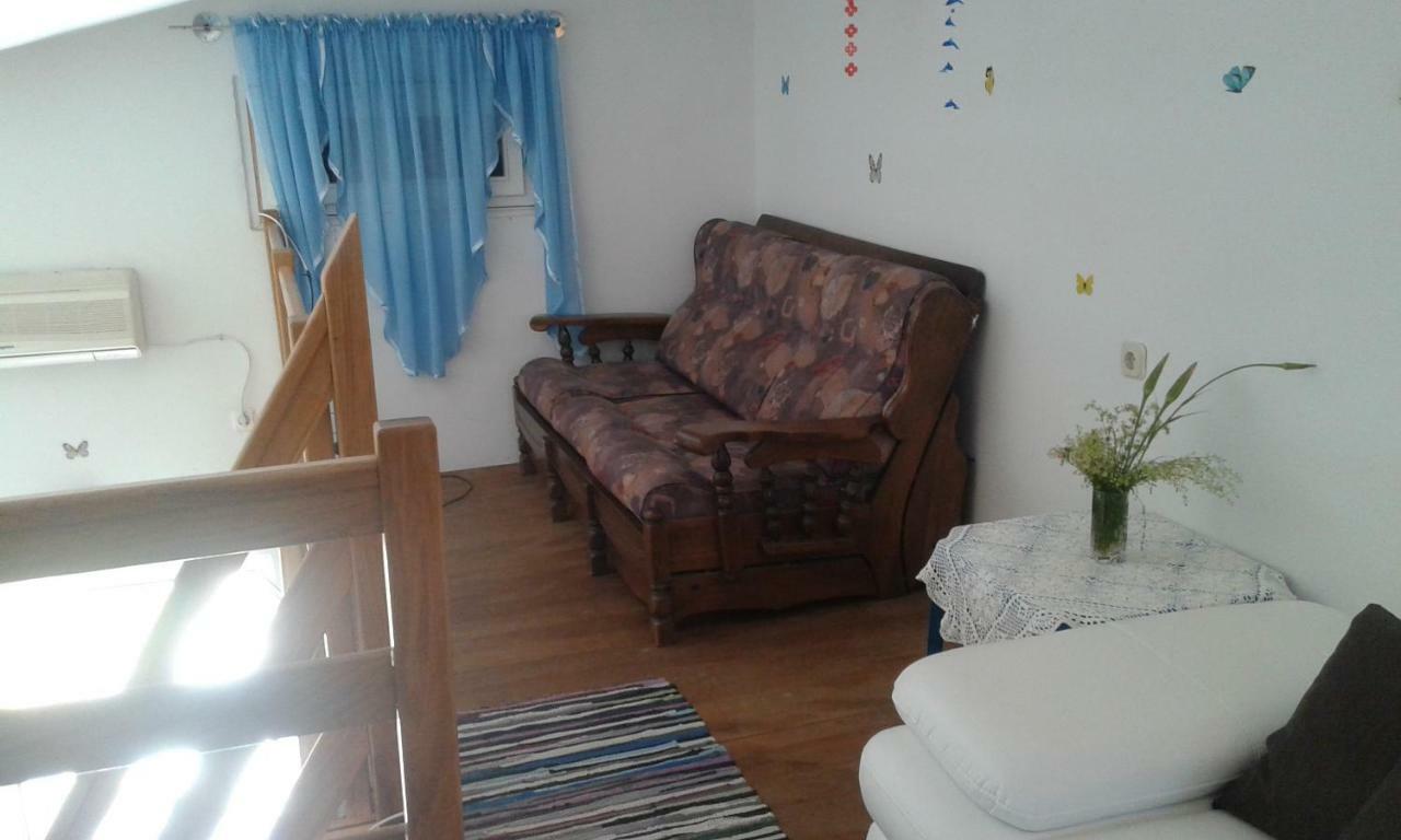 Apartmani Marija Starigrad Paklenica Exterior photo