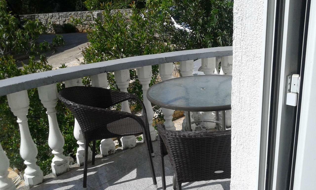 Apartmani Marija Starigrad Paklenica Exterior photo