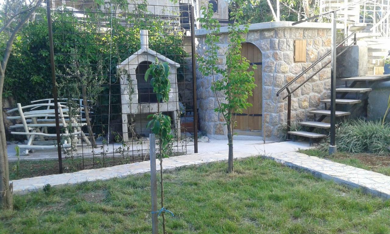 Apartmani Marija Starigrad Paklenica Exterior photo