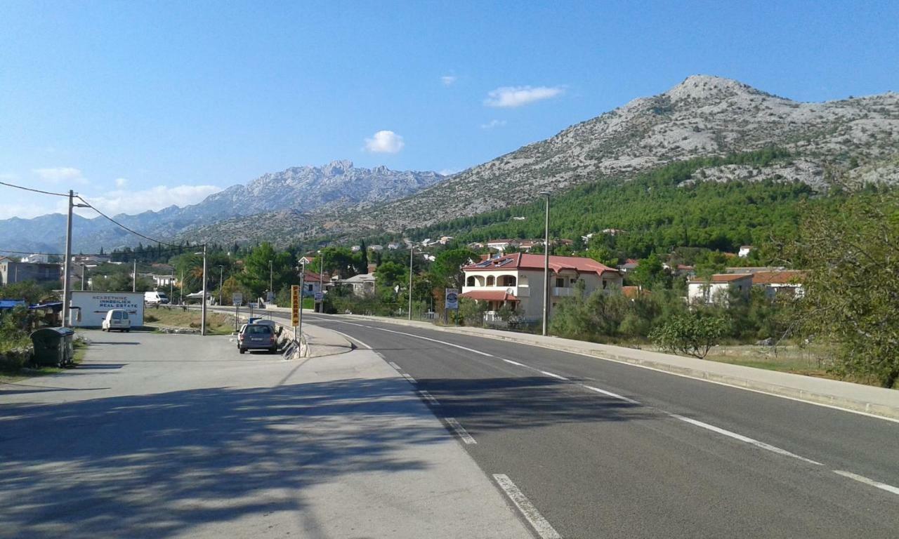 Apartmani Marija Starigrad Paklenica Exterior photo