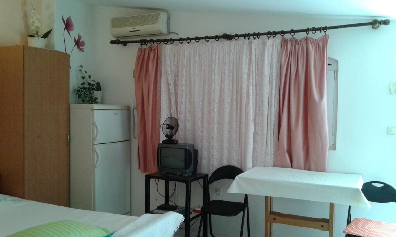 Apartmani Marija Starigrad Paklenica Exterior photo